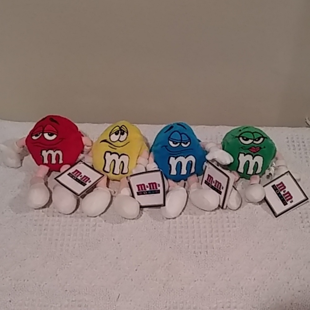 M&M's Set of 4 Beanie Characters #0112